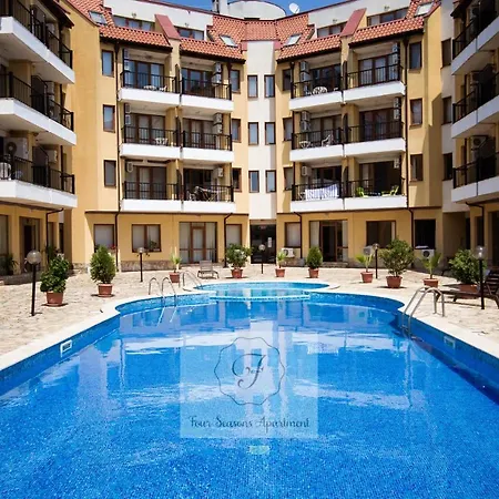Four Seasons Two -oasis Apartment *
